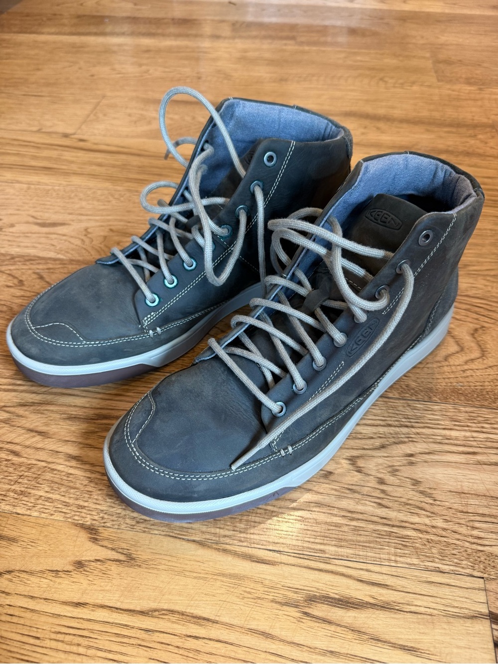 KEEN Men's Mid-Top Sneakers in Slate/Blue